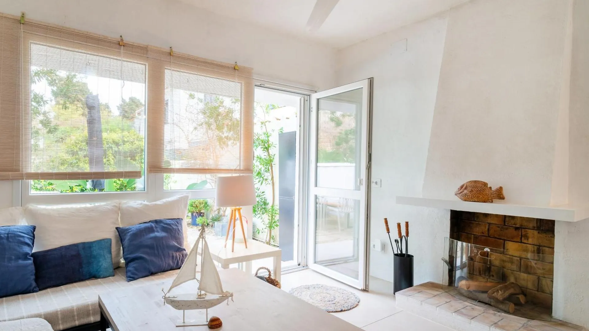 Casa Blava Beach House L' Escala 0*,  스페인